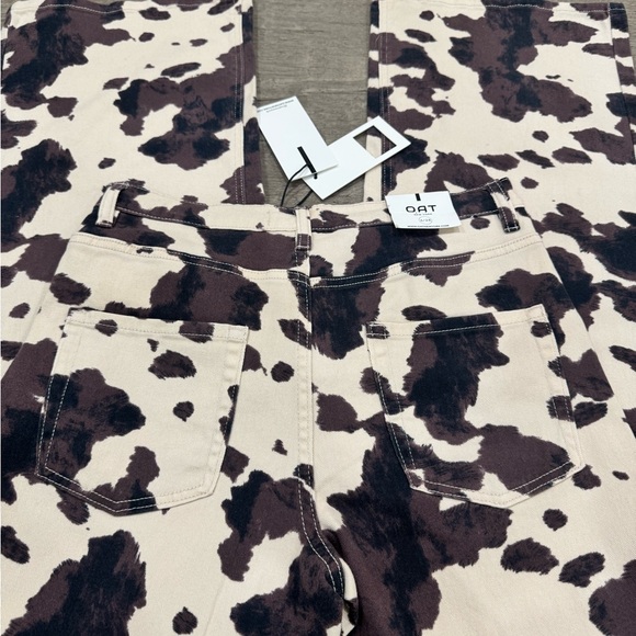 OAT New York Cow Print High Rise Wide Leg Jeans | Size 28 / 6 | NWT - Picture 7 of 7